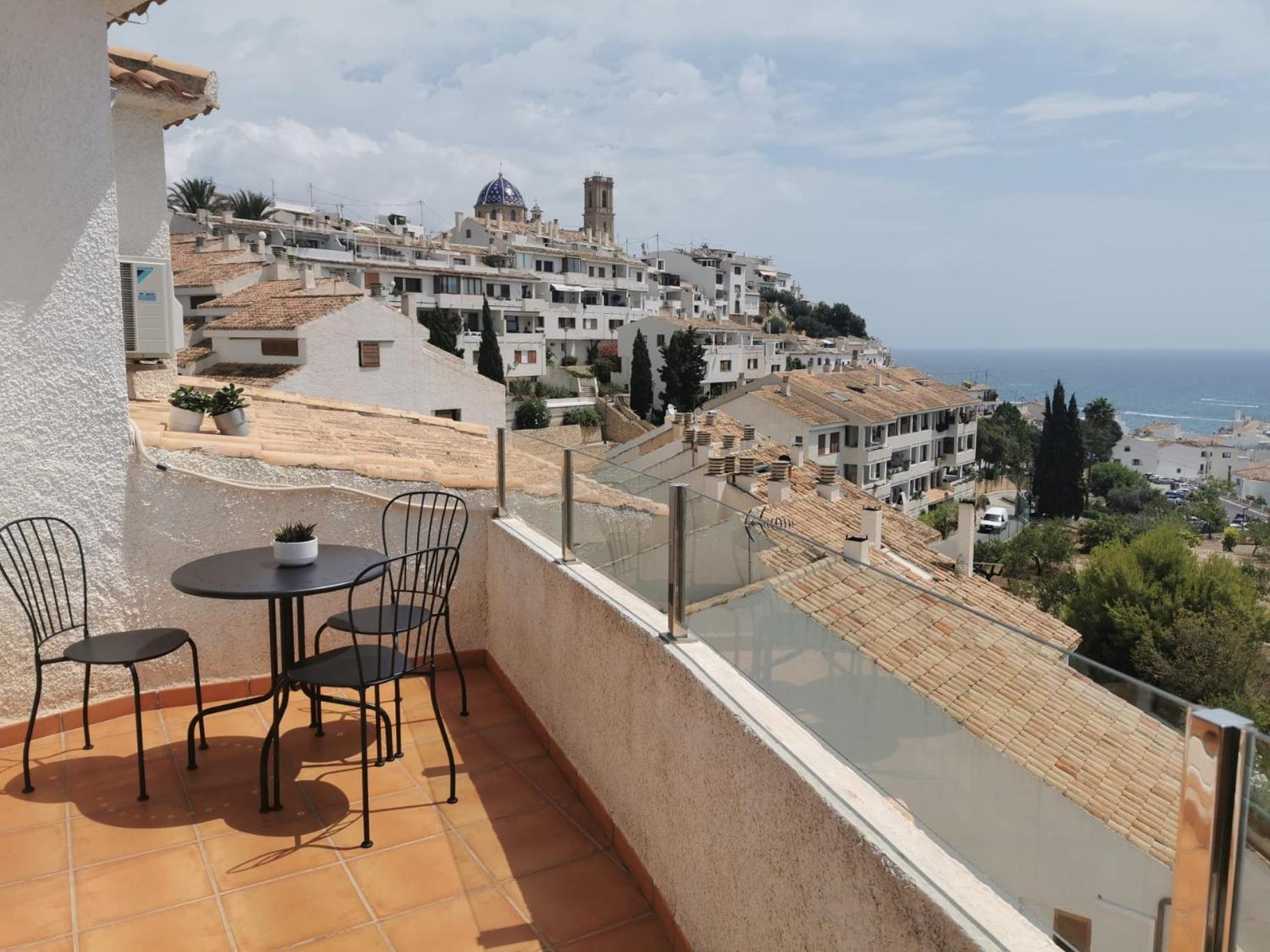 Atico-Duplex Con Vistas Al Mar Y Casco Antiguo En Altea Lägenhet Exteriör bild
